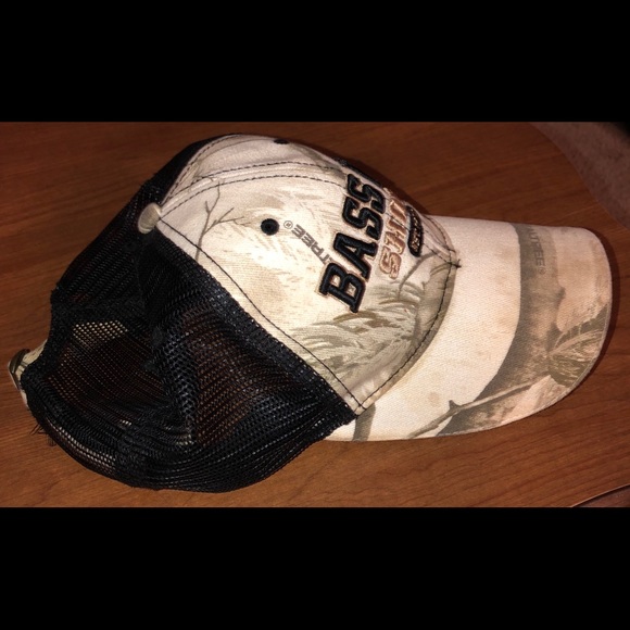 🎃4/20🎃Bass-pro cap - Picture 2 of 4